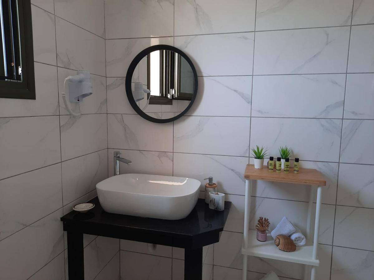 Freesia Grand Sea View Residence スヴォロナータ エクステリア 写真