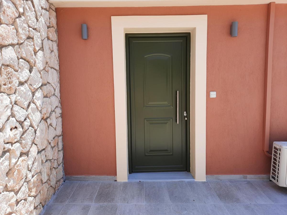 Freesia Grand Sea View Residence スヴォロナータ エクステリア 写真