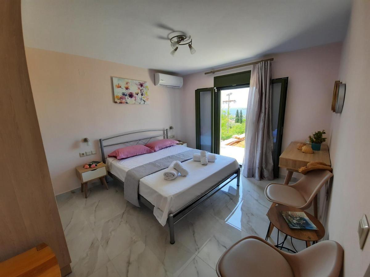 Freesia Grand Sea View Residence スヴォロナータ エクステリア 写真