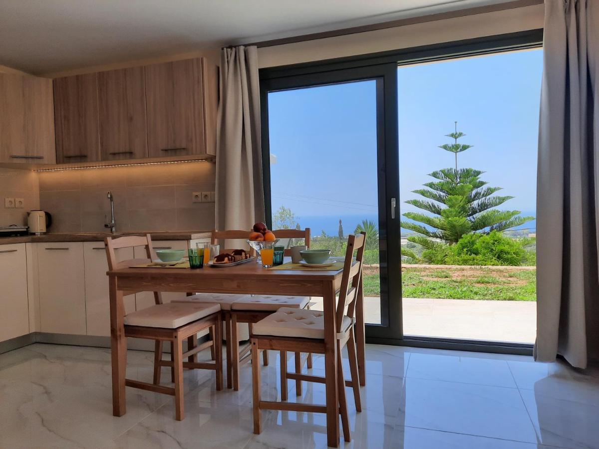 Freesia Grand Sea View Residence スヴォロナータ エクステリア 写真